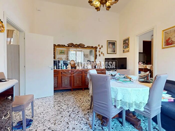 Appartamento trilocale in vendita in Via Verdi, Bari