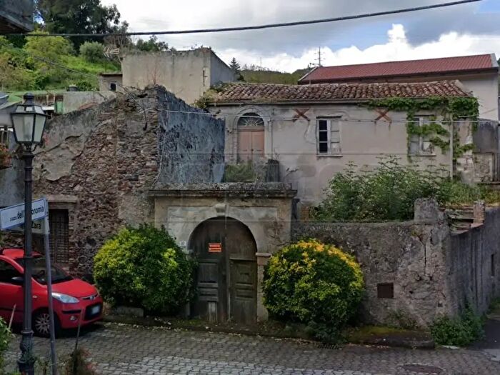 Casa in vendita in Via Zara, Saponara