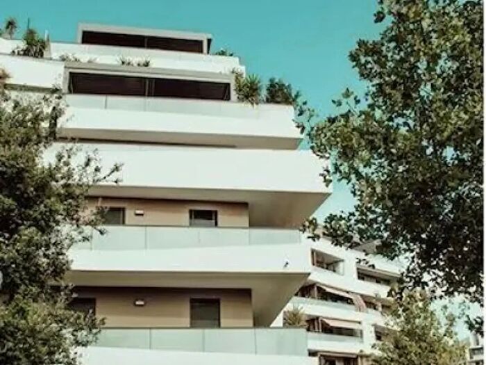 Appartamento con 6 locali in vendita in Via Francesco Mengotti, Roma