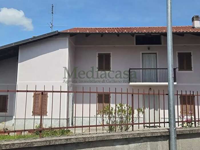 Casa con 5 locali in vendita in Rivarolo Canavese