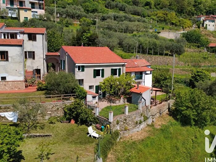 Casa con 9 locali in vendita in Via San Pietro, Rialto