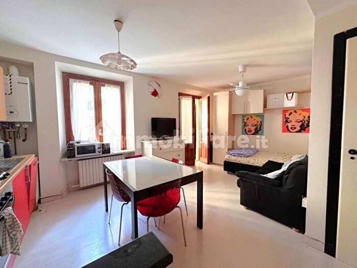 Appartamento monolocale in affitto in Via San Calocero, Corso Genova, Milano
