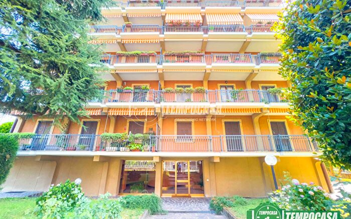 Appartamento quadrilocale in vendita in Via dei Ciclamini Tb, Melegnano