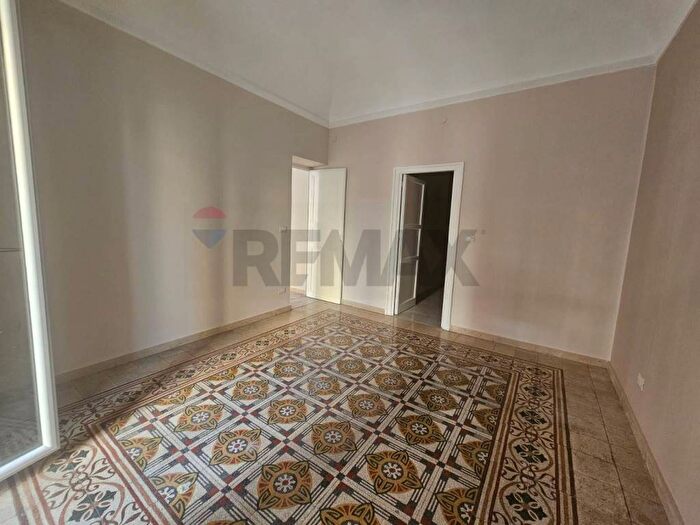 Appartamento quadrilocale in affitto in CORSO BUTERA, Centro, Bagheria