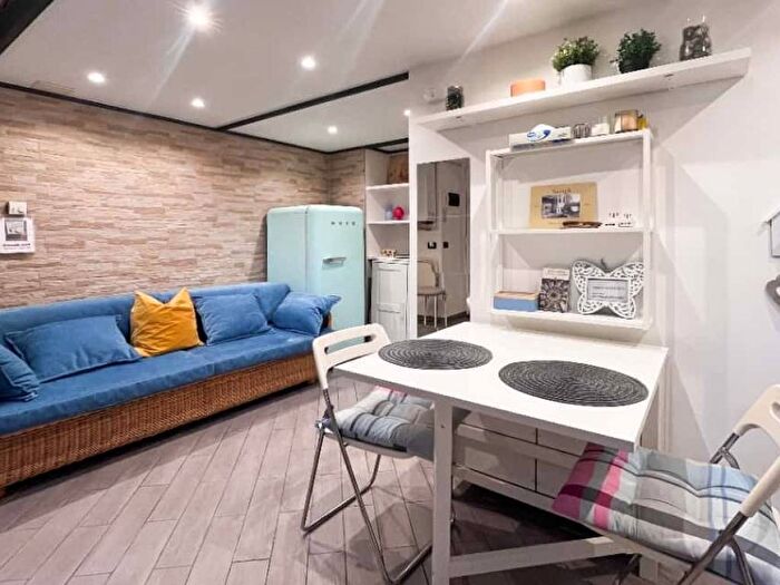 Appartamento in affitto in Via Giacomo Watt, Barona, Milano