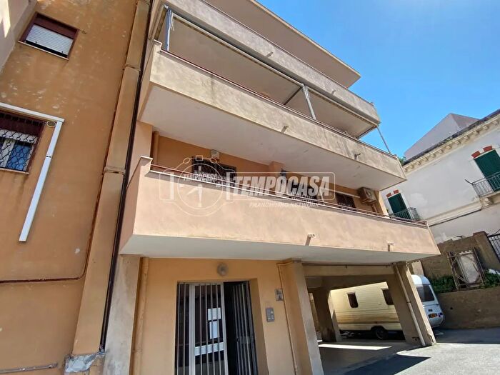 Appartamento trilocale in vendita in Via Comunale Camaro a, Messina