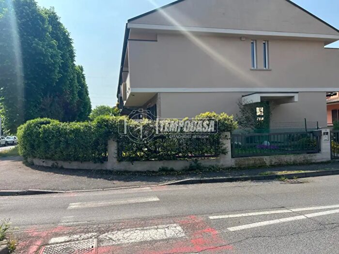 Casa con 5 locali in vendita in Ospitaletto