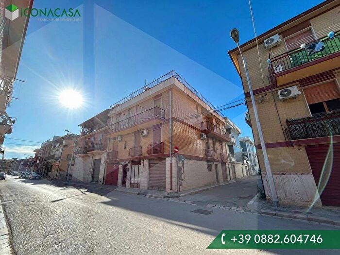 Appartamento con 6 locali in vendita in Via Pietro Micca, San Severo