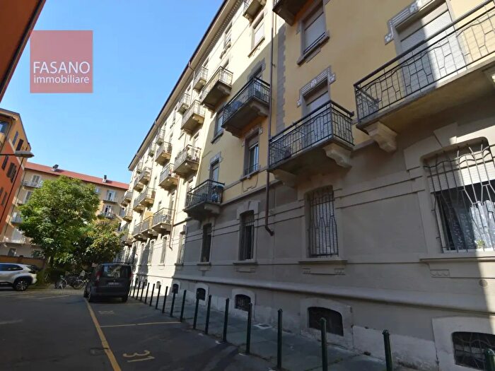 Appartamento trilocale in affitto in Via Revello, Torino