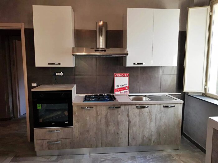 Appartamento bilocale in vendita in Via Vittorio Veneto, Messina