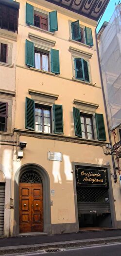 Appartamento quadrilocale in affitto in Firenze