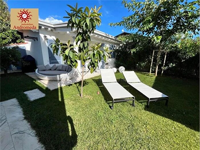 Casa in vendita in Forte Dei Marmi