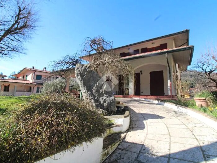 Casa quadrilocale in vendita in Via Guglielmo Marconi, Mercato Saraceno