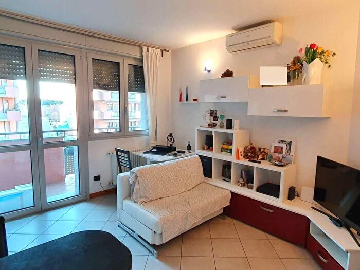 Appartamento bilocale in affitto in via Pozzobonelli, Niguarda, Milano