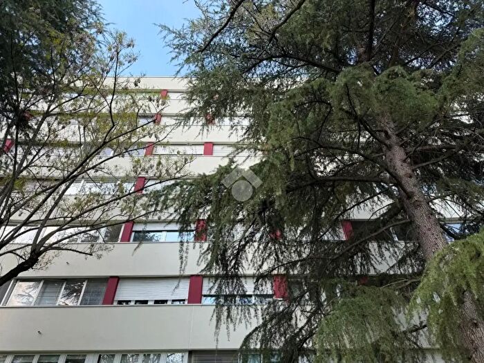 Appartamento quadrilocale in vendita in Via Emilio Salgari, Bologna