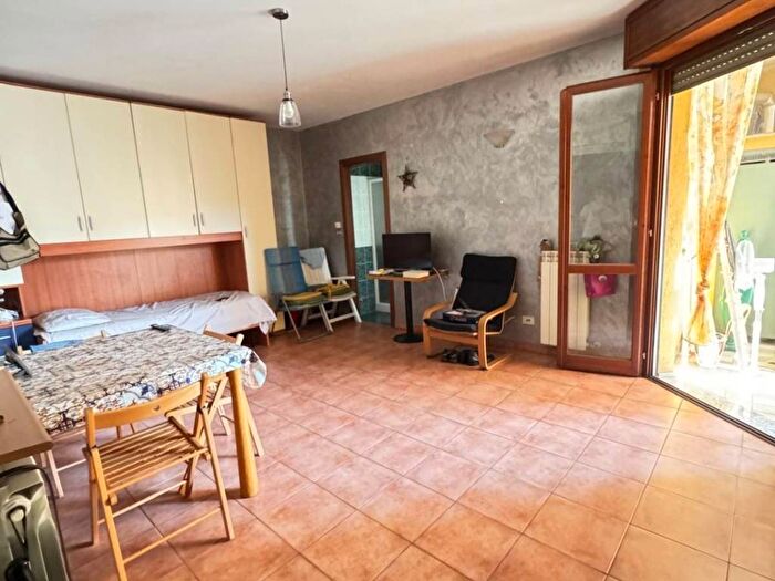 Appartamento monolocale in affitto in Viale Europa, Centro, Leinì