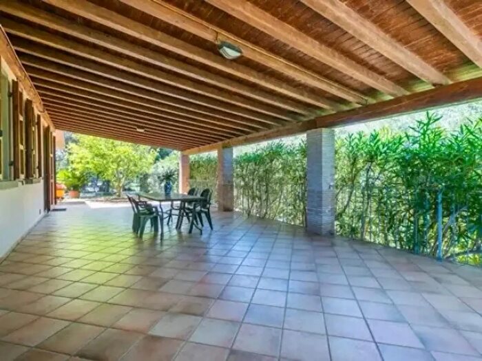 Casa con 6 locali in vendita in Via Terra dei Ceci, Cecina