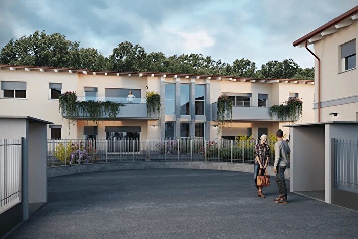 Appartamento trilocale in vendita in Via Isonzo, Magenta