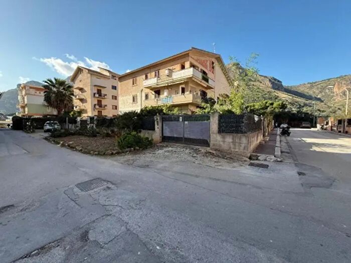 Appartamento con 5 locali in vendita in Contrada Gemma dOro, Castellammare Del Golfo
