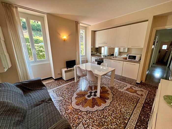 Appartamento quadrilocale in affitto in Boschetto, Camogli