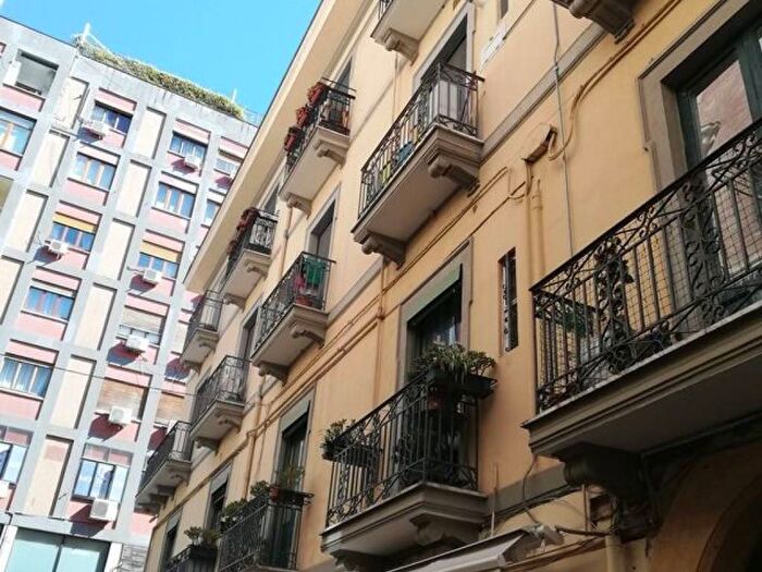 Appartamento trilocale in affitto in Via Antonio Maria De Luca, Centro, Salerno