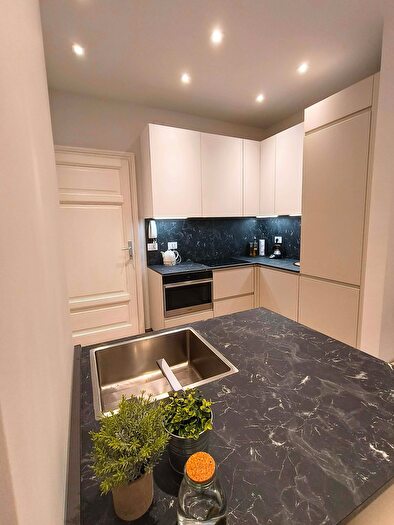 Appartamento monolocale in affitto in Viale Edoardo Jenner, Milano