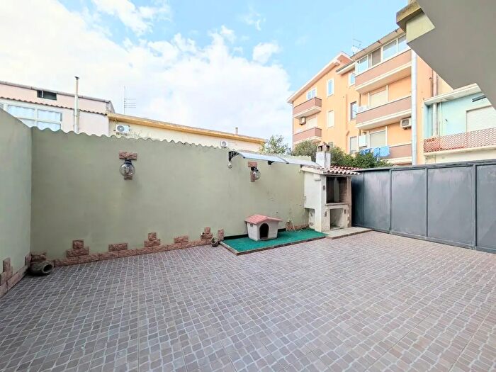 Appartamento trilocale in vendita in Via Cocco Ortu, Sestu