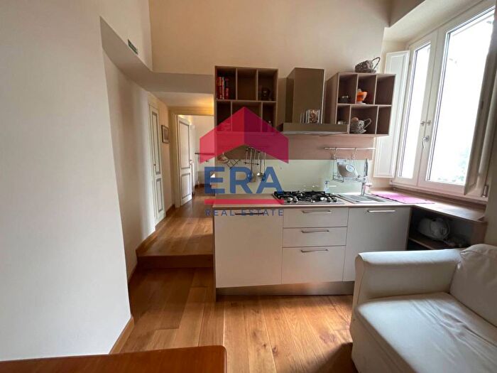 Appartamento bilocale in affitto in Salita Dei Borgia, Monti, Roma