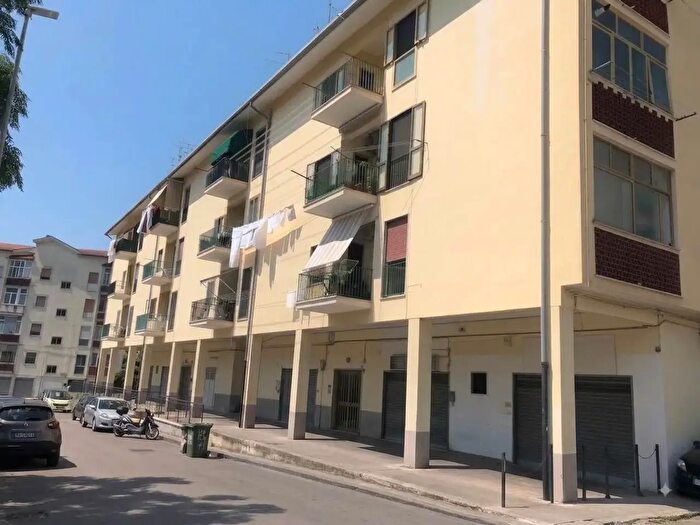 Appartamento quadrilocale in vendita in Via Edgardo Amendola, Salerno