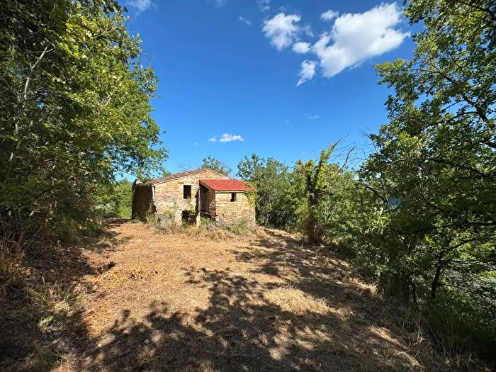 Casa quadrilocale in vendita in Strada Pronviciale Snc, Montelparo