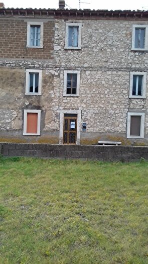 Appartamento trilocale in vendita in Via Piagge, Guardea