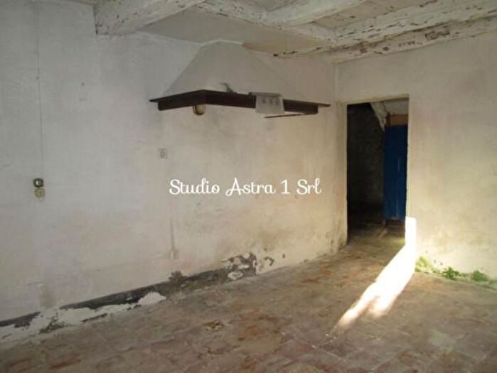 Casa in vendita in Castelcucco