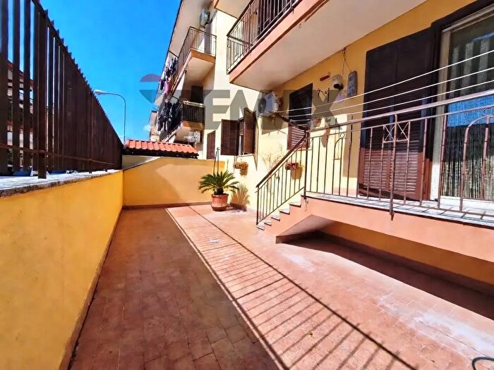 Appartamento trilocale in vendita in Via Luigi Perosi, Acerra