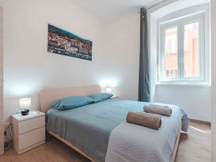 Appartamento bilocale in affitto in Via dello Sterpeto, Largo Barriera Ospedale Maggiore, Trieste