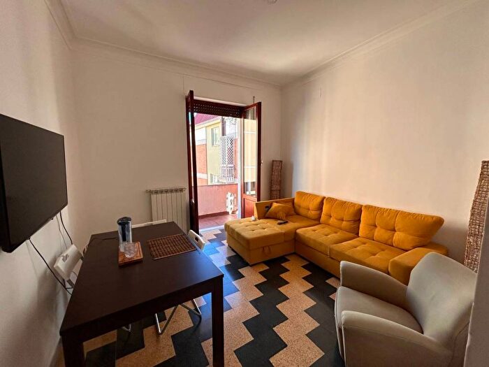 Appartamento trilocale in affitto in Via Lorenzo Valla, Monteverde Vecchio, Roma