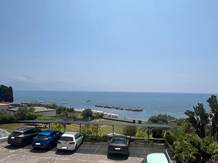 Appartamento bilocale in vendita in Via Rione Nuovo, San Giovanni A Piro