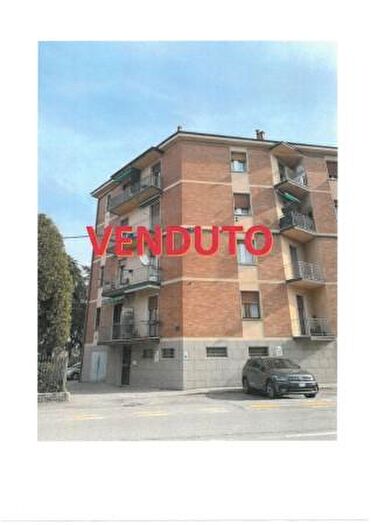 Appartamento trilocale in vendita in Via Panigale, Bologna