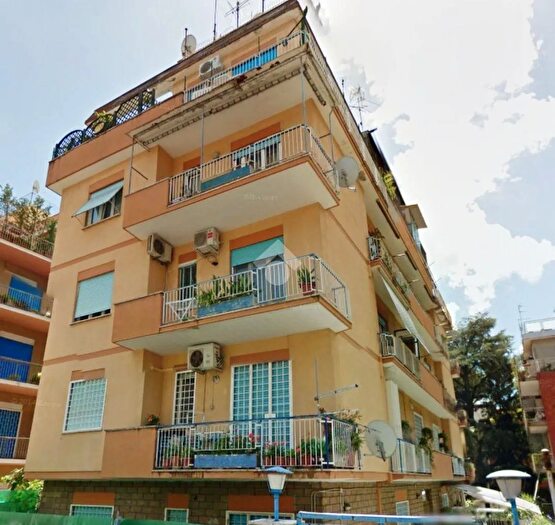 Appartamento bilocale in vendita in Via Jacopo Ferretti, Roma