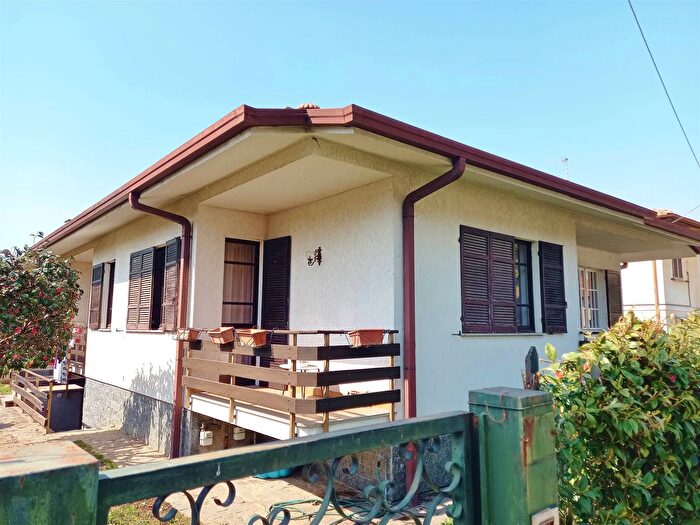 Casa con 6 locali in vendita in Orta San Giulio, Ameno