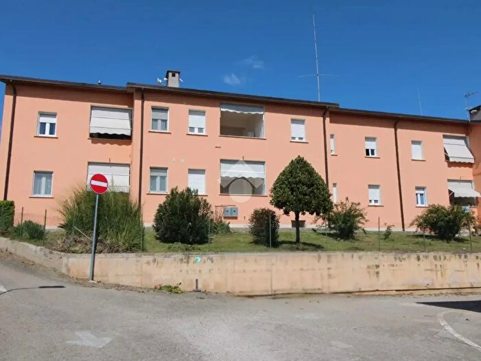Appartamento trilocale in vendita in Via Campore, Montopoli Di Sabina