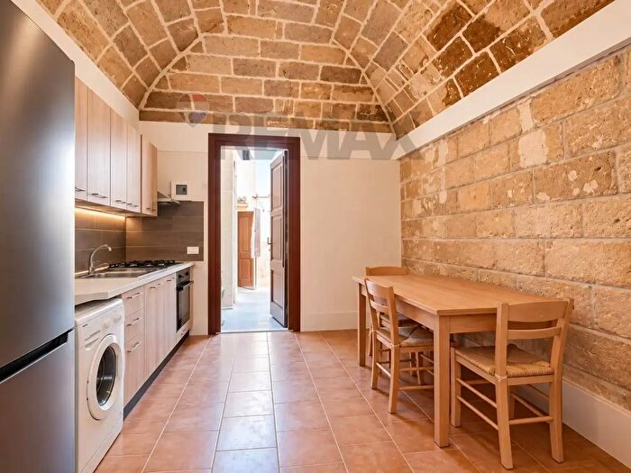Appartamento trilocale in vendita in Favignana