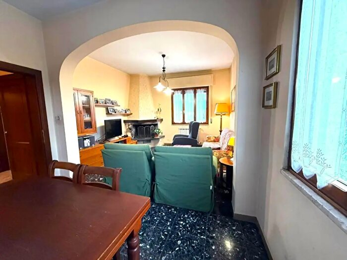 Casa con 5 locali in vendita in Capannori