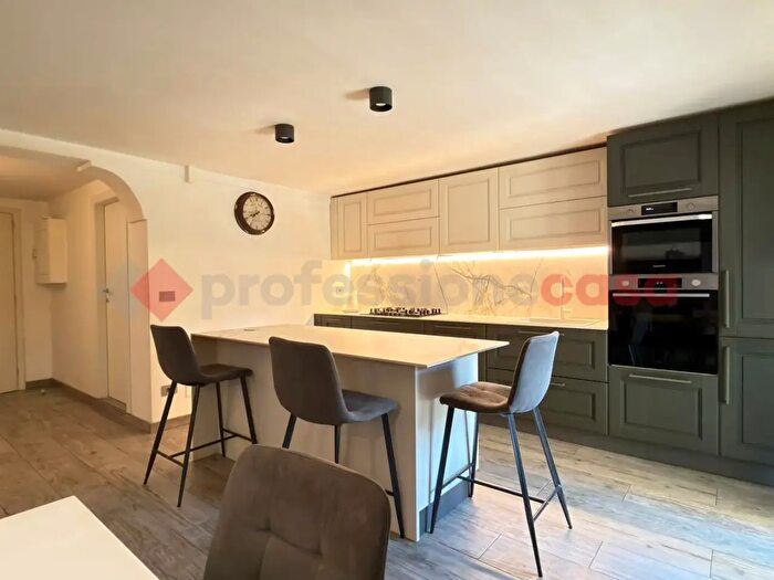 Casa con 7 locali in vendita in Capolona Via Piave, Capolona