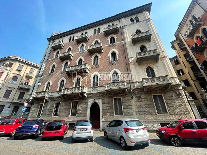 Appartamento trilocale in vendita in Via Gaetano Filangieri, Torino