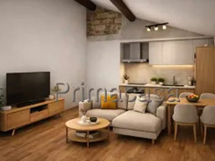 Appartamento quadrilocale in vendita in Via Villa del Bene, Dolce