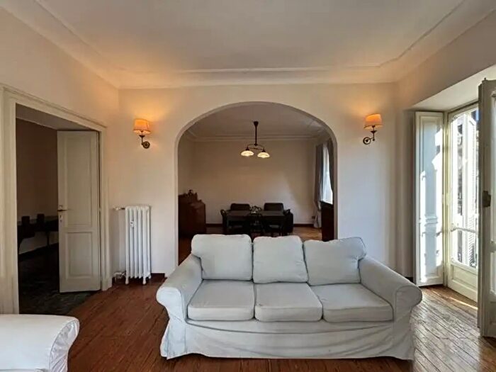 Appartamento con 5 locali in affitto in Via Valeggio, Torino