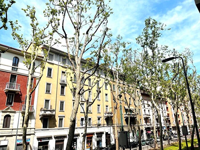 Appartamento bilocale in affitto in Via Giambellino, Giambellino, Milano