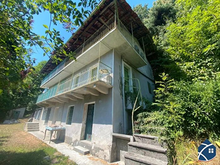 Casa trilocale in vendita in Pinasca