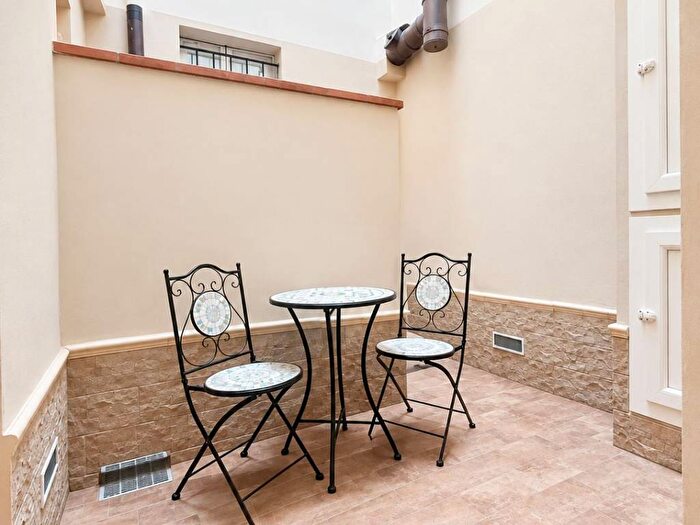 Appartamento trilocale in affitto in Santo Stefano, Bologna