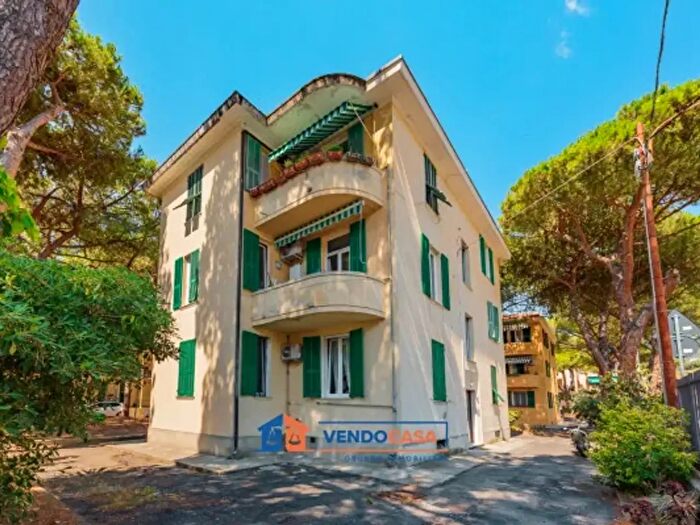 Appartamento bilocale in vendita in Strada Borgo Tinasso, Sanremo